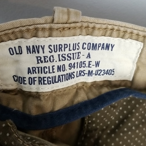 Old Navy khaki shorts Men's 31x11 - Picture 2 of 6